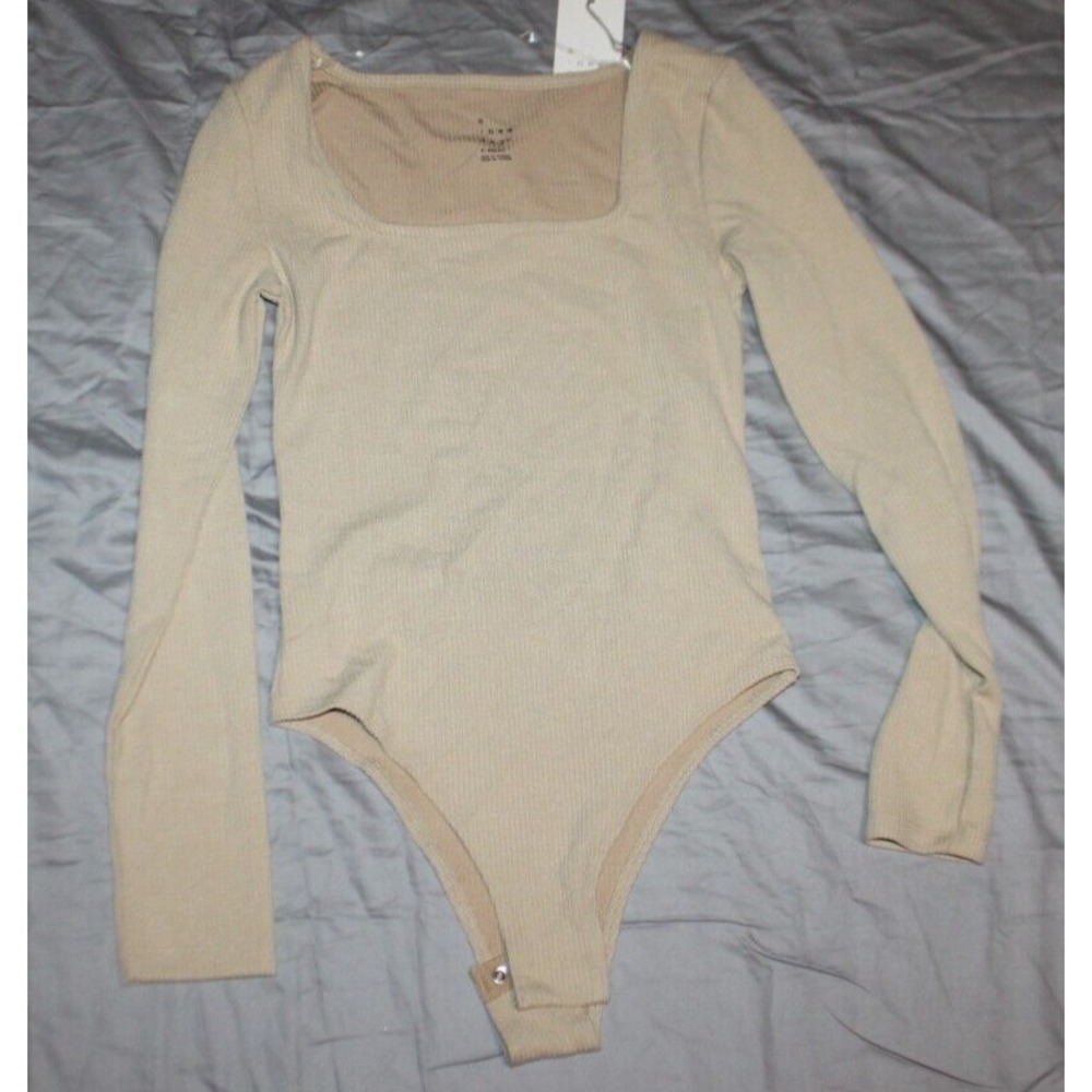 New Day Slim Fit Bodysuit Womens Size S Ribbed Long Sleeve Square Neck Tan